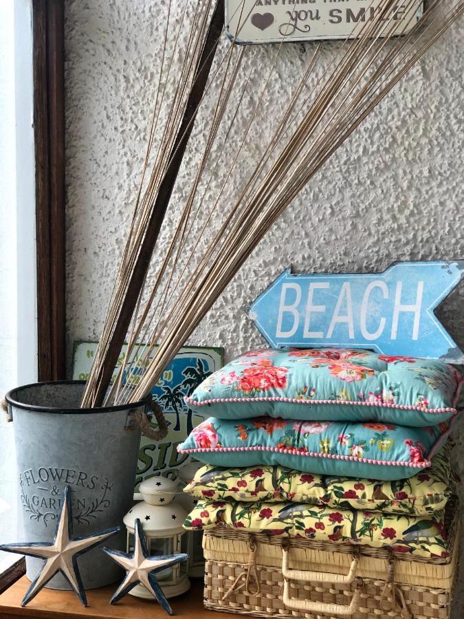 Ballygally Seaview Cottage 拉恩 外观 照片